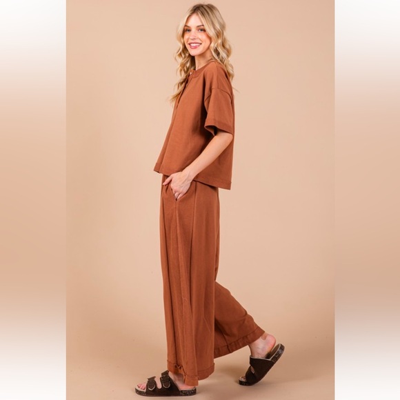 Fabulous Knit Raw Edge Top and Pants Set - Picture 3 of 7